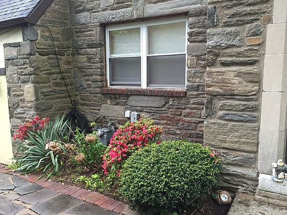 Focusing on den/office