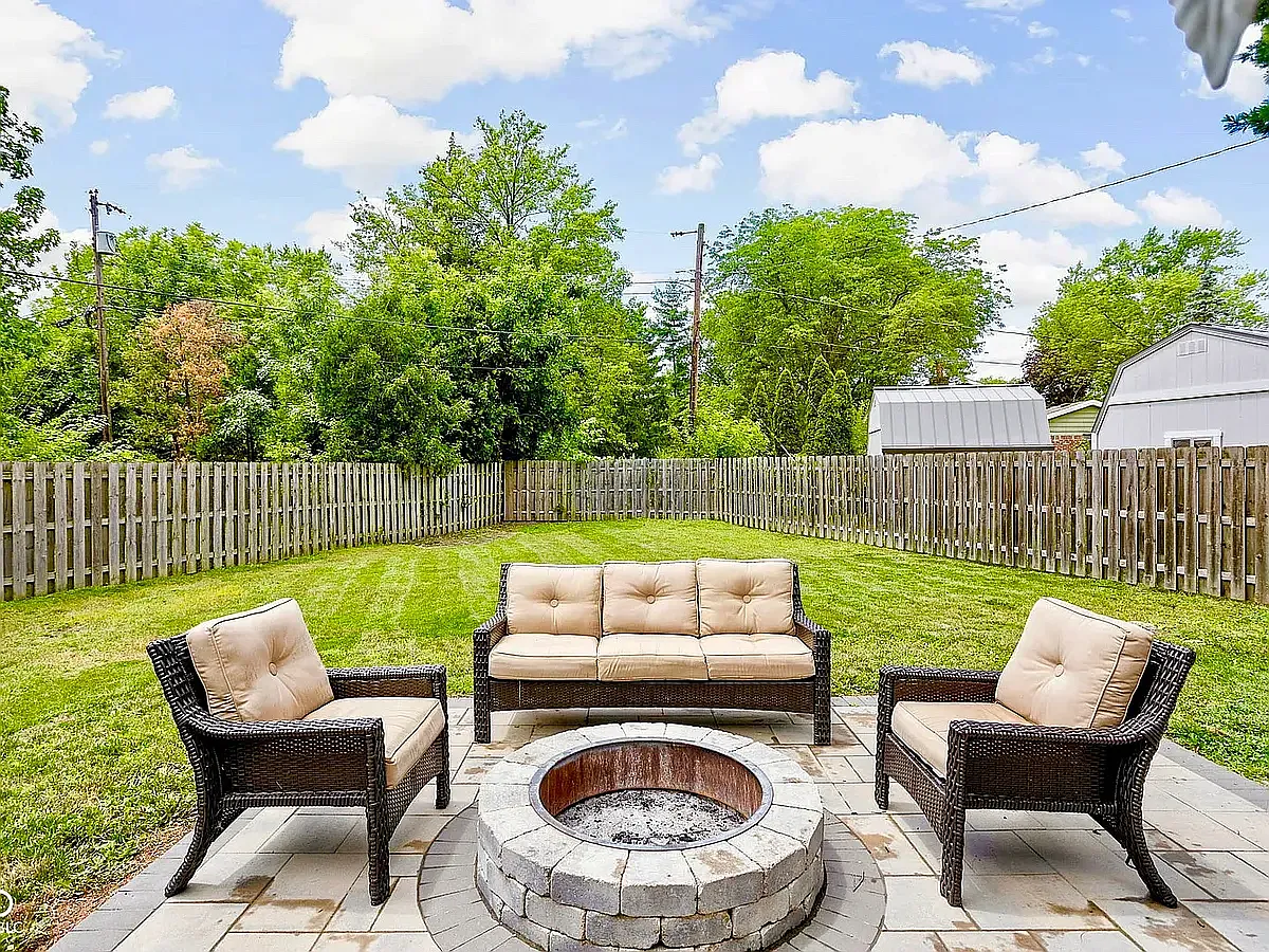 612 Kinzer Ave — Photo 3