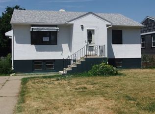 1611 E Ames Wye Ave, Glendive, MT 59330