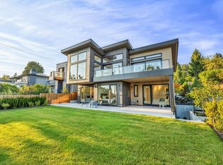 2423 Mathers Ave, West Vancouver, BC V7V 2H9