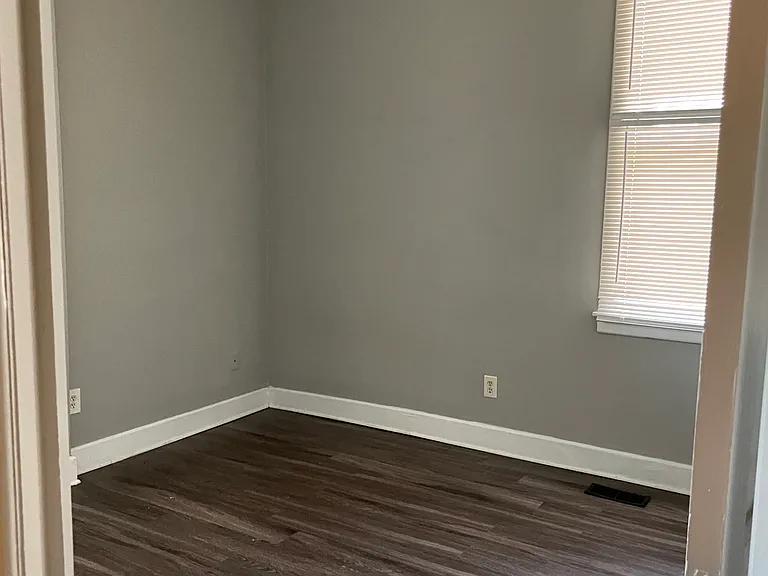531 W Ormsby Ave #2 — Photo 10