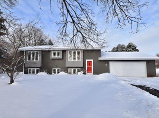 6407 Laurel Rd, Saint Cloud, MN 56303