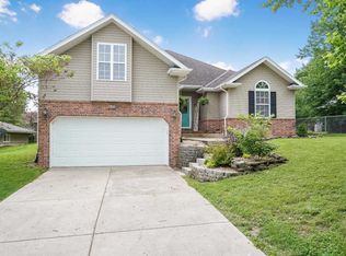 522 W Black Oak Rd, Nixa, MO 65714