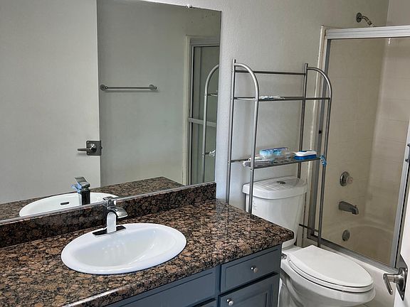 Downstairs full bathroom
