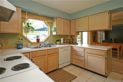 4th image of 2597 Ramblewood Dr