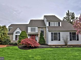 27 Tice Ln, Perkasie, PA 18944