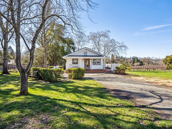 3rd image of 1180 Monticello Road