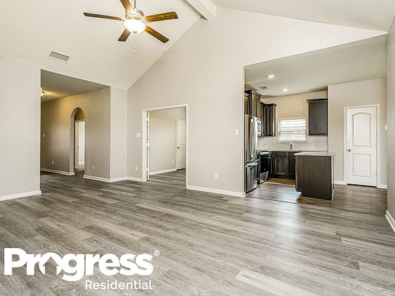 4th image of 1403 Park Trails Blvd