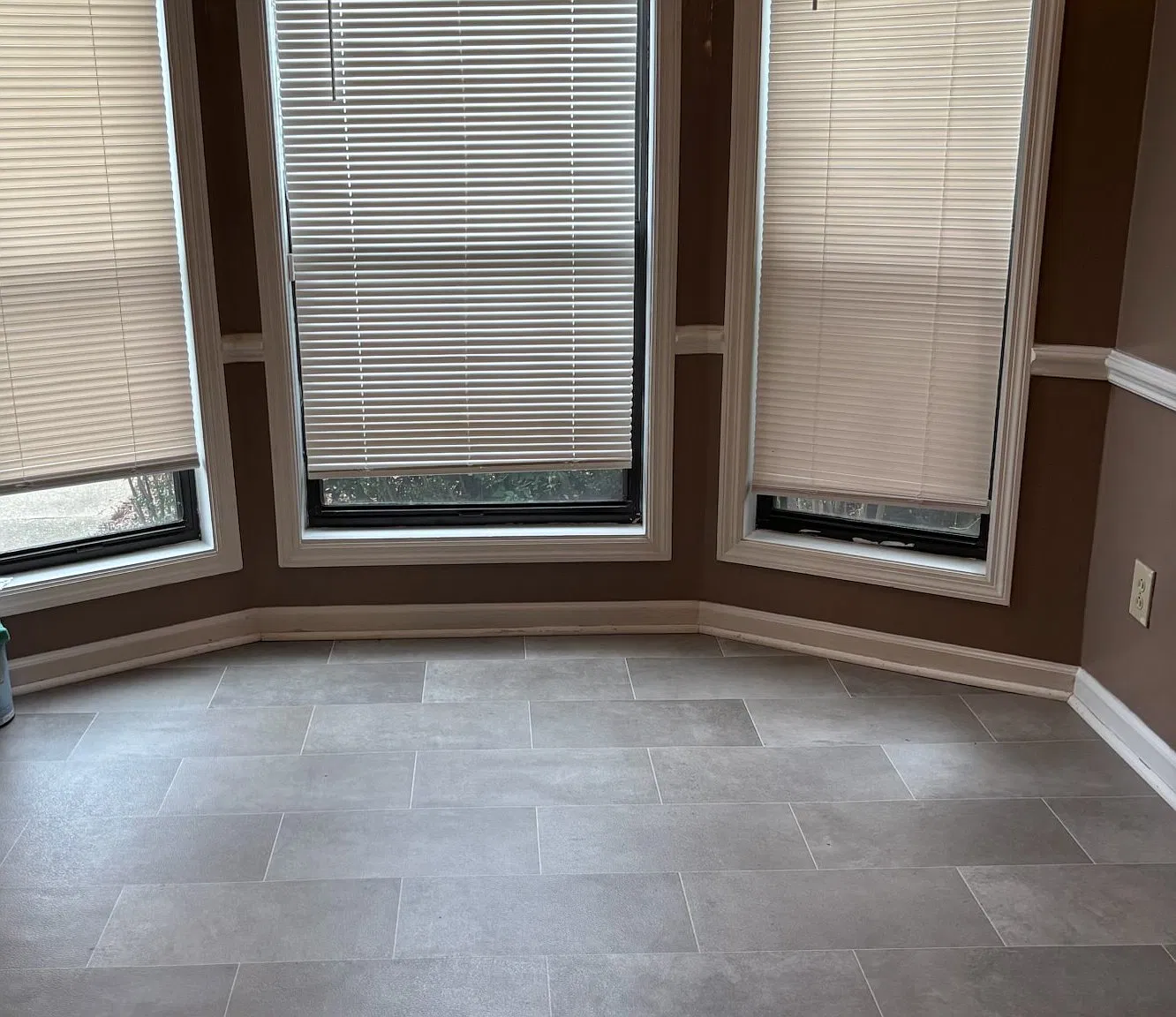 2 bed, 1.5 bath, 1234 sqft, $1,300 — Photo 1