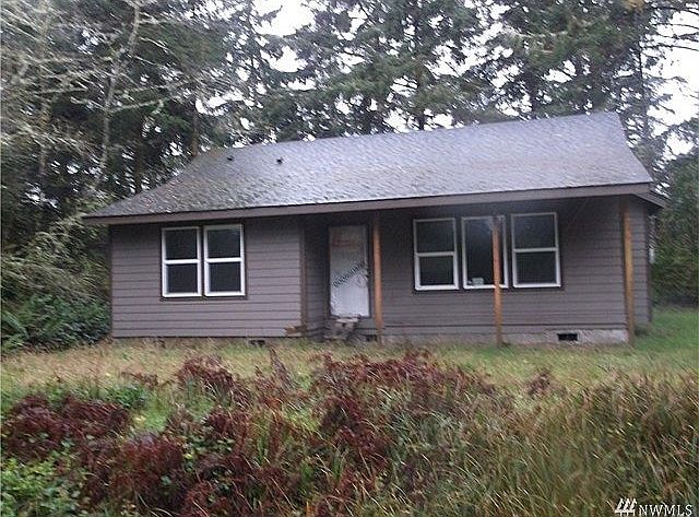 1st image of 669 Sollecks Ave SE