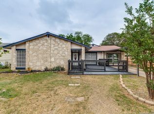 5930 Midcrown Dr, San Antonio, TX 78218