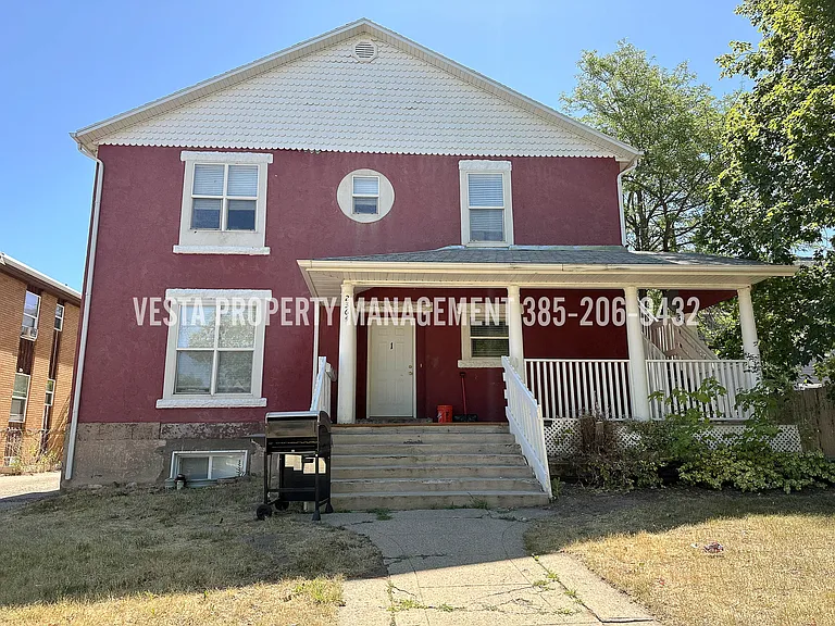 2364 Jefferson Ave #3 — Photo 1