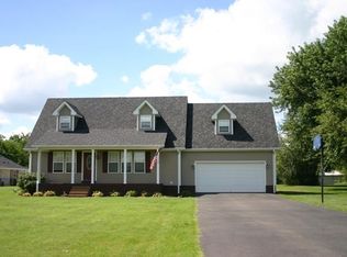 49 Tuck Rd, Lafayette, TN 37083