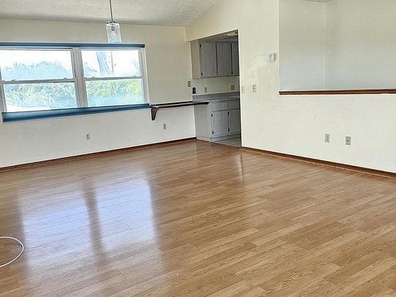 5th image of 1801 Saint Lucie Court