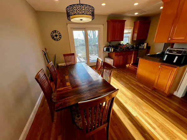 (undisclosed Address), South Boston, MA 02127