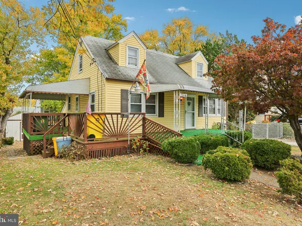 316 Holy Cross Rd, Baltimore, MD 21225