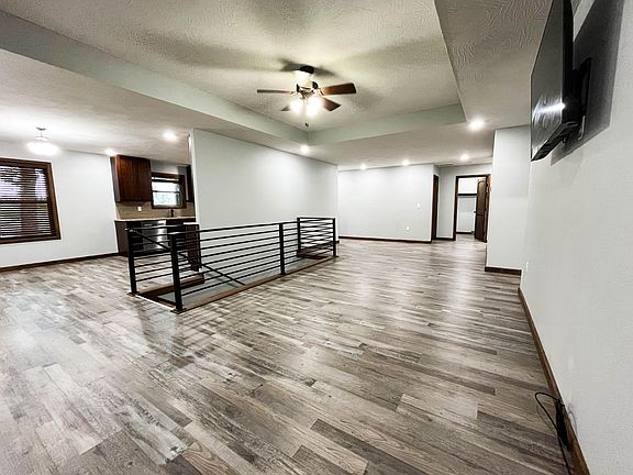 2nd image of 207 Juniper Avenue