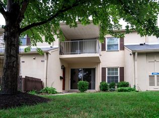 188 Old Forge Xing #188, Devon, PA 19333