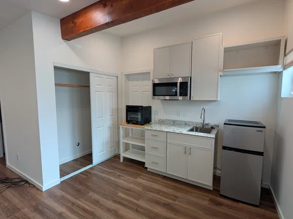 182 Vega Dr #2, Goleta, CA 93117