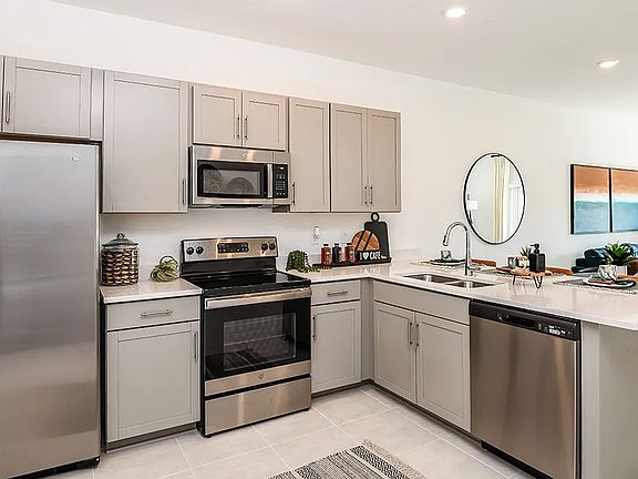 Ivy Model Kitchen