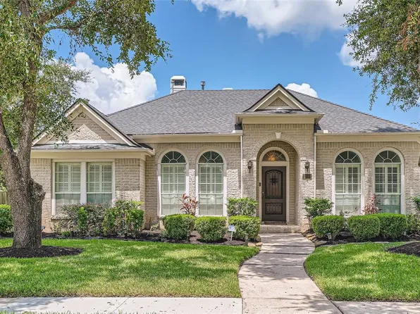2138 Sand River Court, Sugar Land, TX 77479