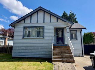 609 4th St, New Westminster, BC V3L2V8