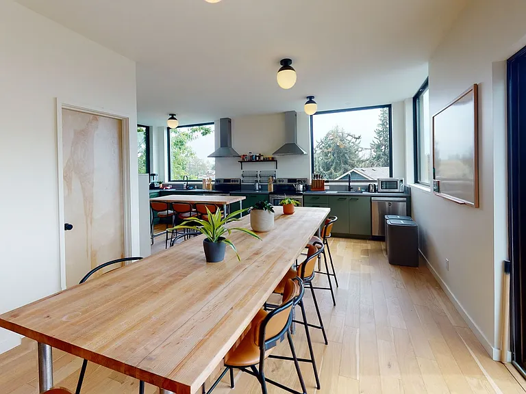 1225 N Prescott St #B404 — Photo 22