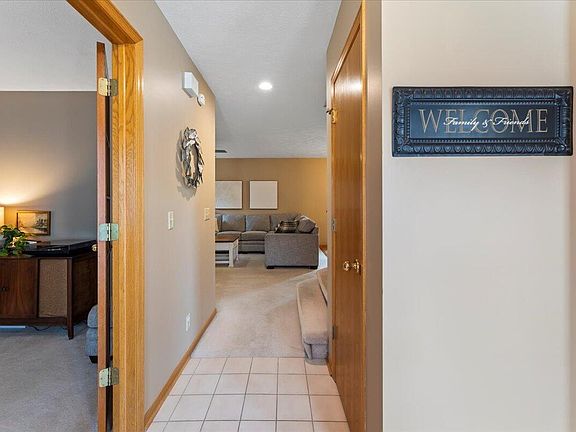 4th image of 16906 Orchard Ave