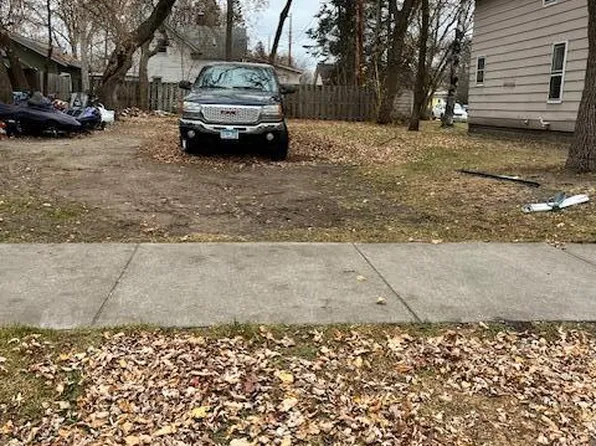 616 4th Ave NE, Brainerd, MN 56401