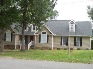 701 Virginia Ave, Roanoke Rapids, NC 27870