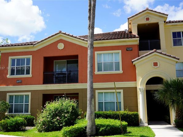 4402 SW 160th Ave APT 934