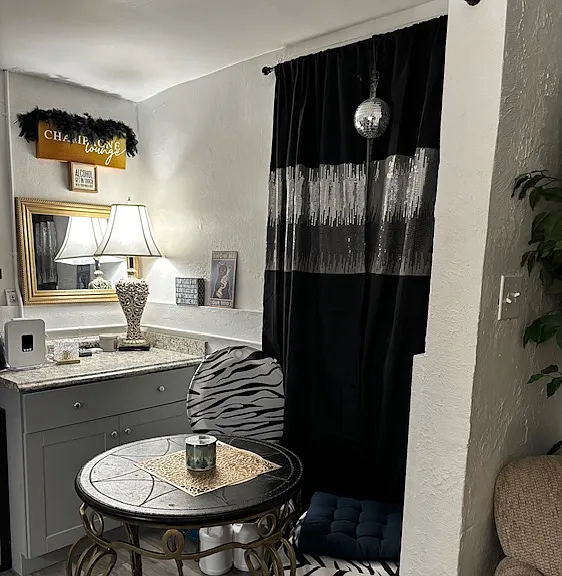 Breakfast nook in kitchen can also be desk space.