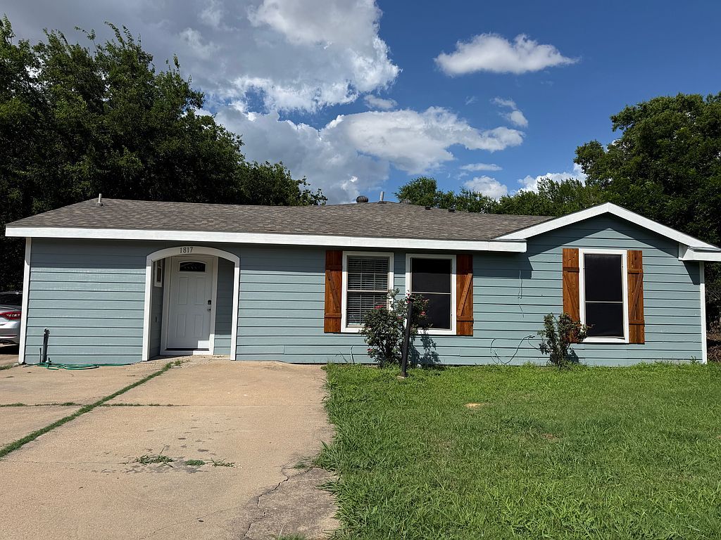 1817 Arbor Ln - Property Image