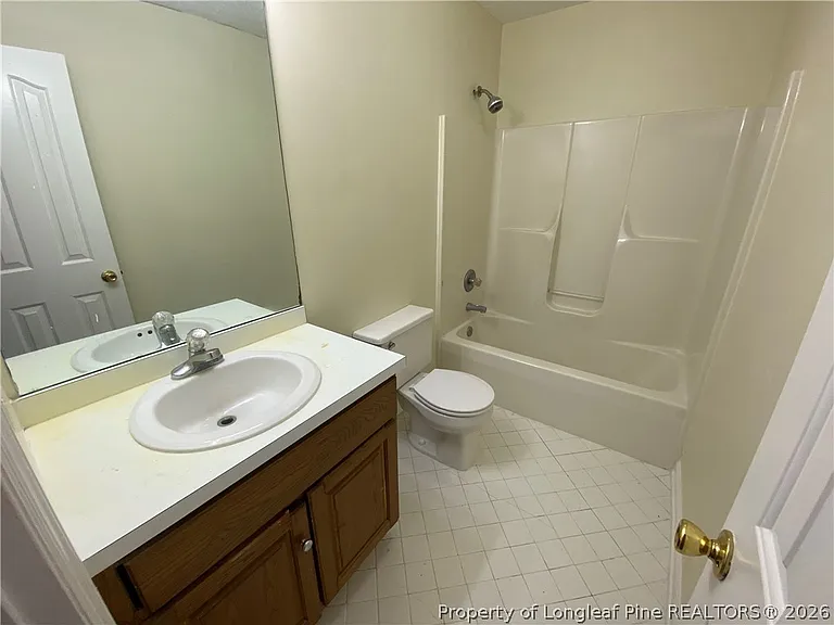 1175 Helmsley Dr — Photo 12