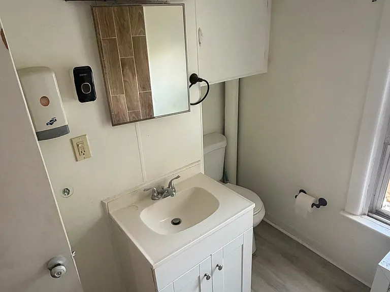 7 W Jefferson St #2B — Photo 6