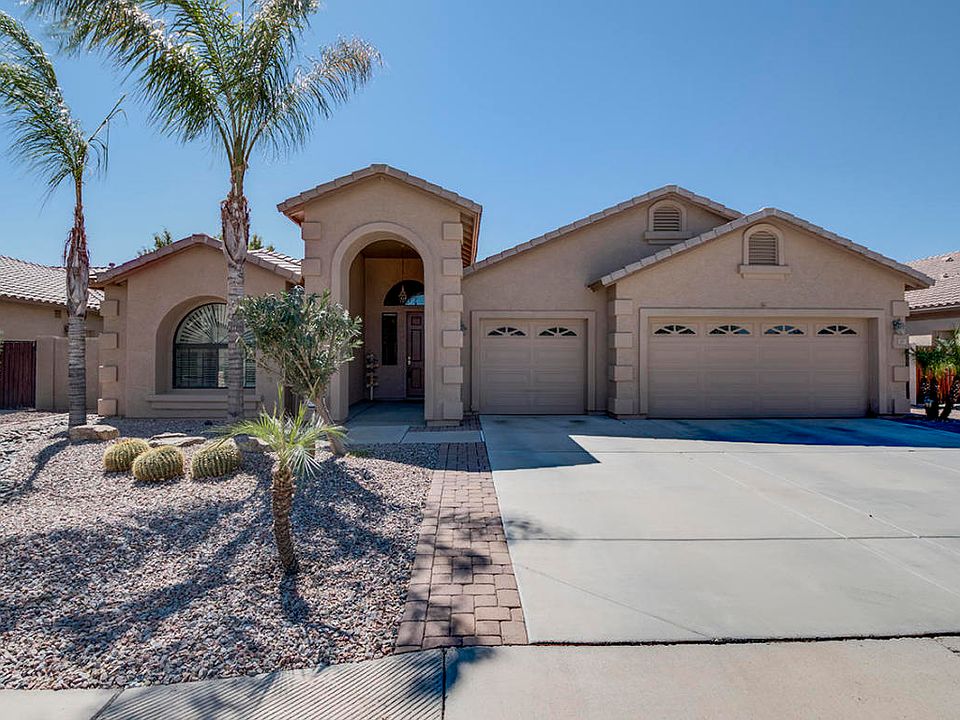 1st image of 939 E Teakwood Dr