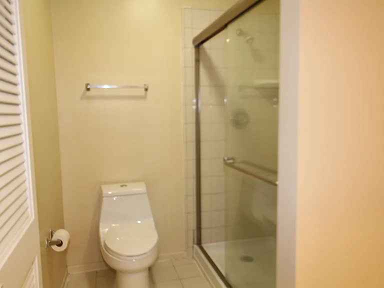 1137 Rosecrans Ave — Photo 15