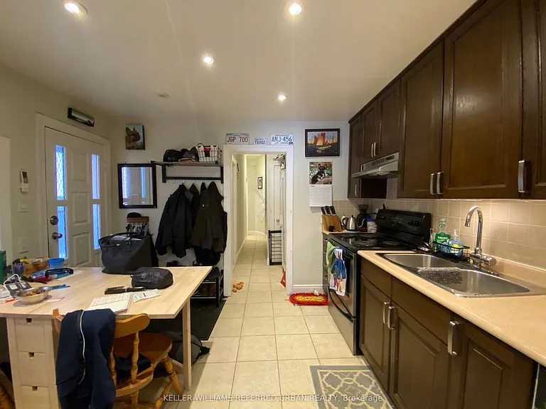429 Ossington Ave #MAIN — Photo 4