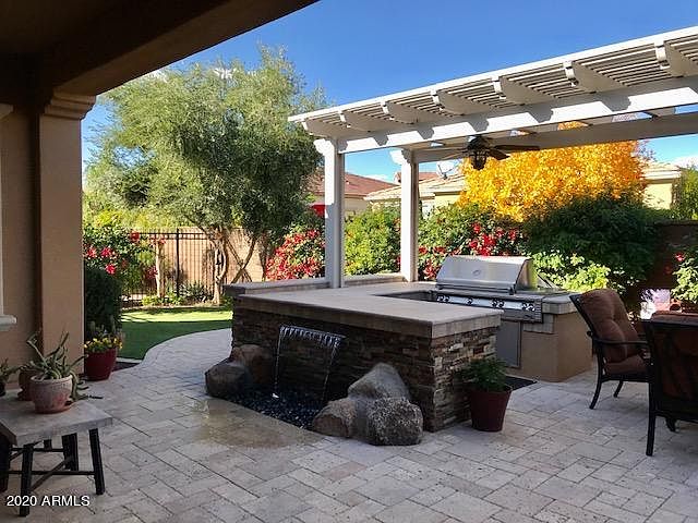 1st image of 1372 E Verde Blvd