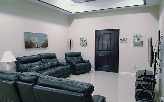 4th image of 2606 Yosemite St