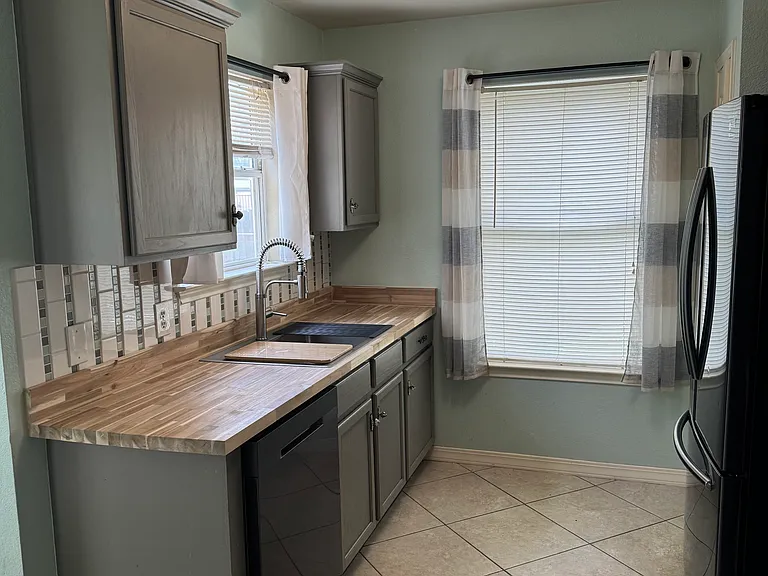14511 Sandifer St — Photo 14