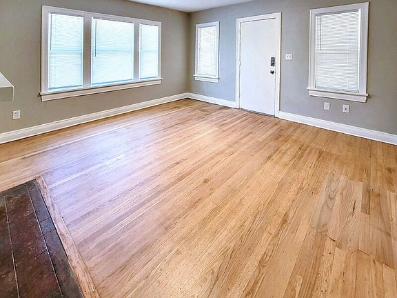 2nd image of 2530 NW 11th St #2528