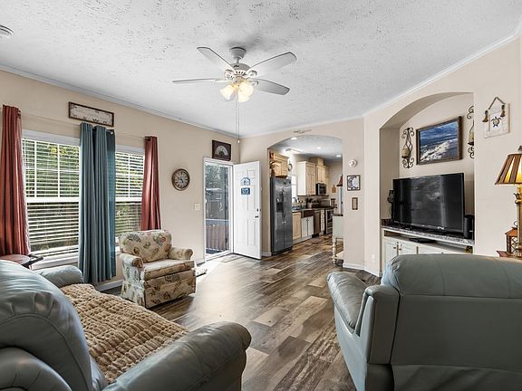 4th image of 144 Crooked Island Circle