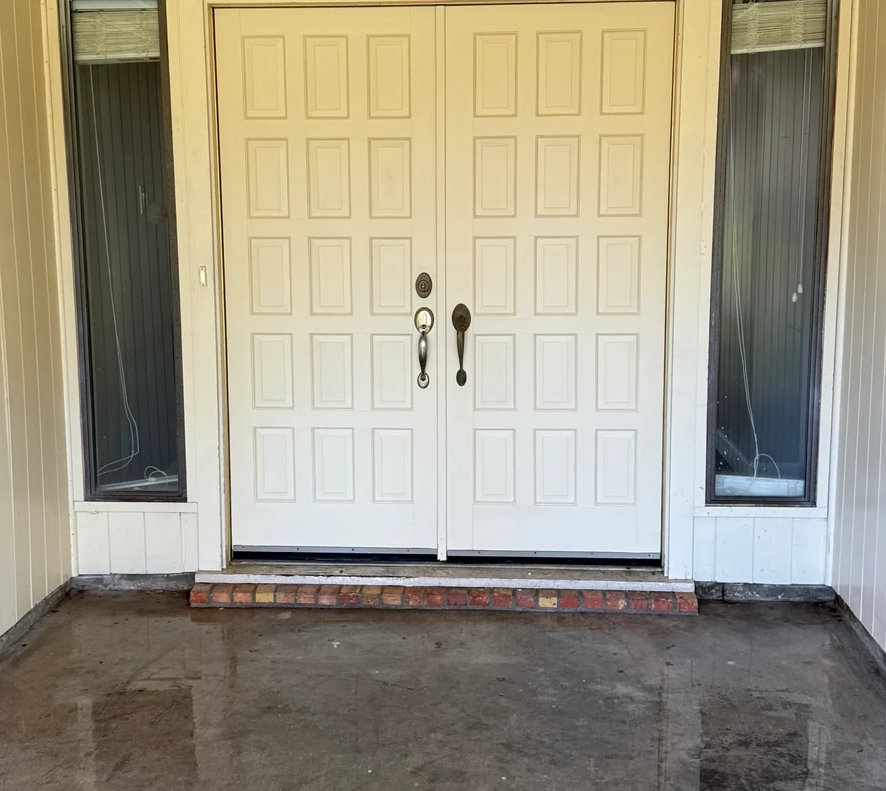 3 bed, 1900 sqft, $1,900 — Photo 2