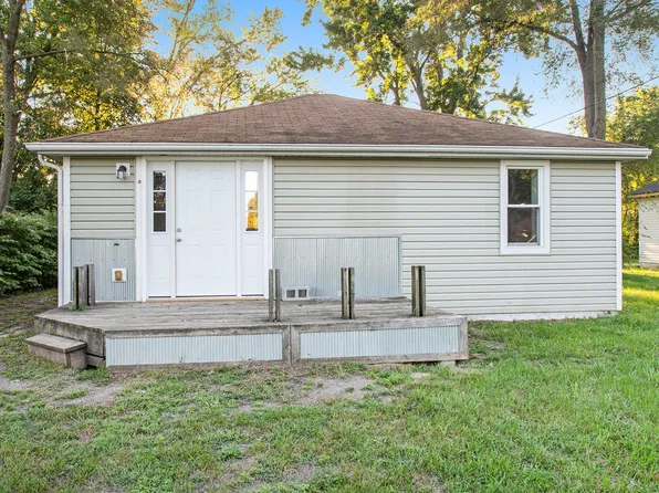 1549 Reeder Ave, Benton Harbor, MI 49022