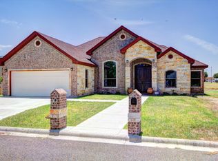 2437 Sentry Palm Dr, Rio Grande City, TX 78582