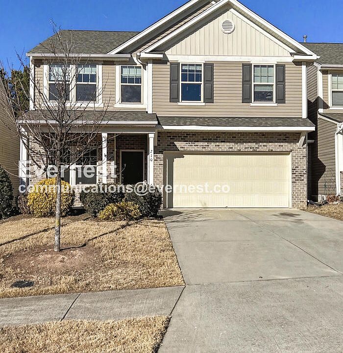 1st image of 210 Princess Pl
