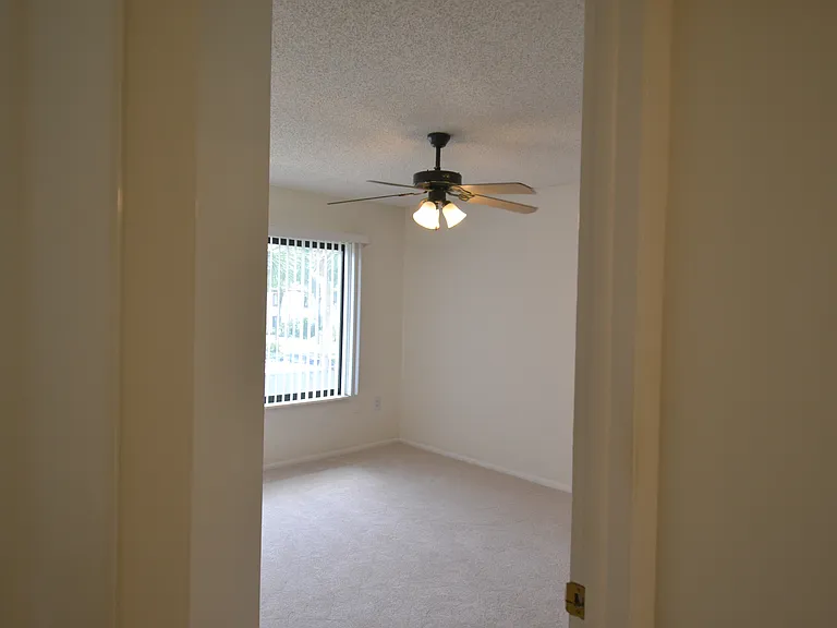 329 Moorings Cove Dr — Photo 14