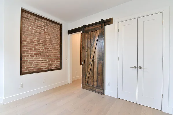 Rented by Vertical Real Estate LLC | media 2