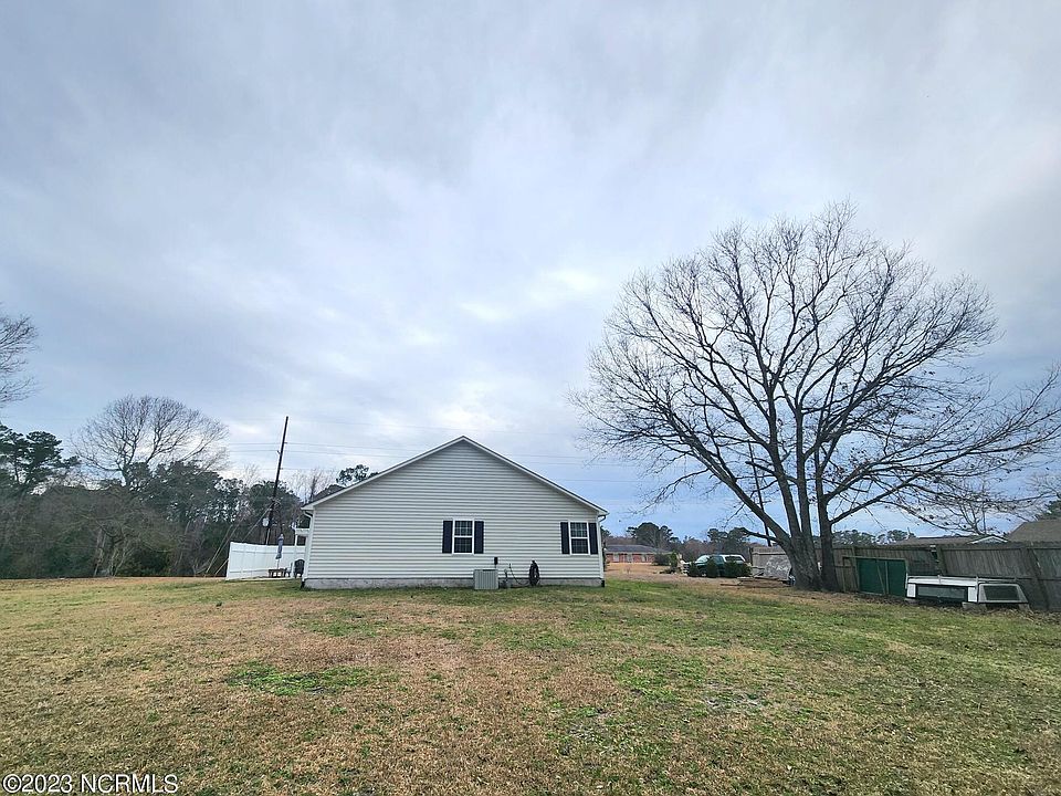 378 Riggs Road, Hubert, NC 28539 Zillow